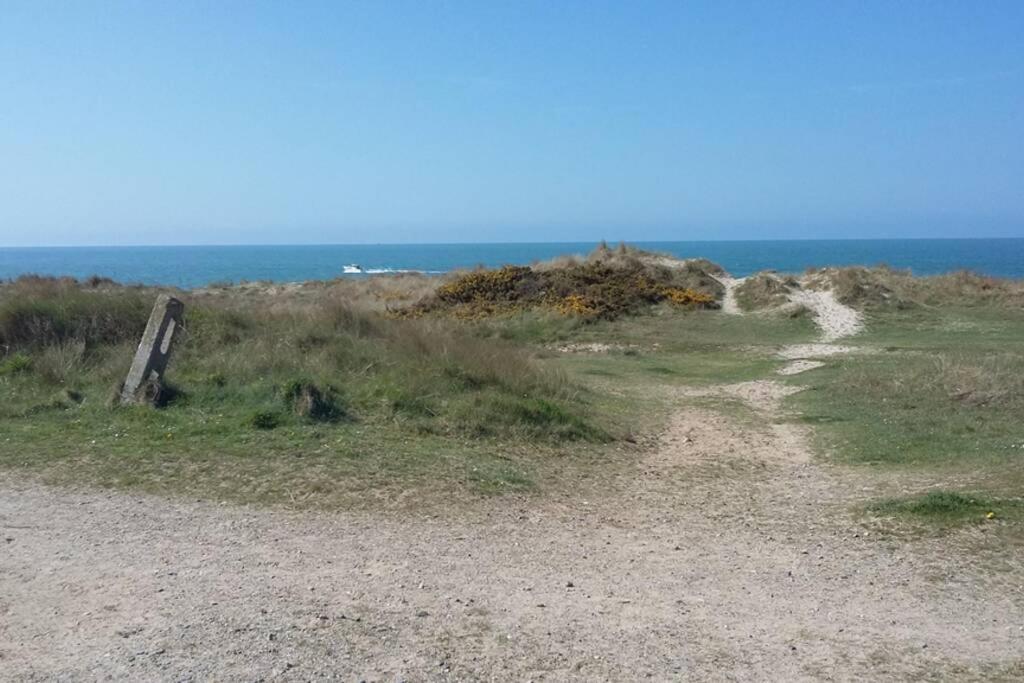 Gite Ouest De La Pointe D'Agon Exterior photo